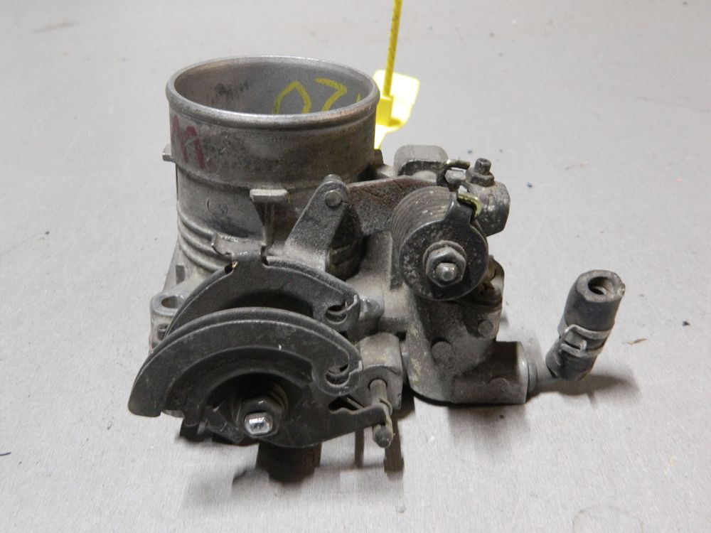 Дроссельная заслонка NISSAN VQ20DE (Контрактный) 79780826