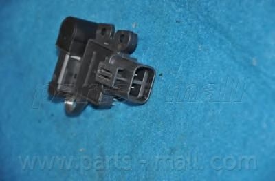 Реле HYUNDAI 373702B250