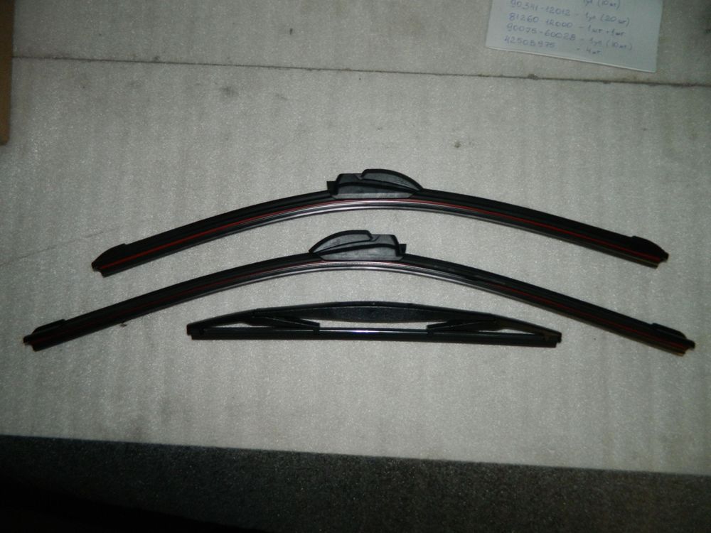 Щетка стеклоочистителя GENERAL PARTS GP5548 (Комплект перед 550/480 +1шт задн)