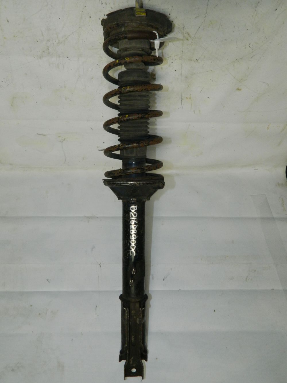 Стойка подвески MAZDA FAMILIA BF3V Зад Лев (Контрактный) 35021026