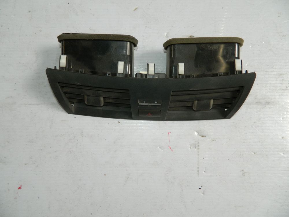 Дефлектор воздушный TOYOTA CAMRY ACV40 (Контрактный)