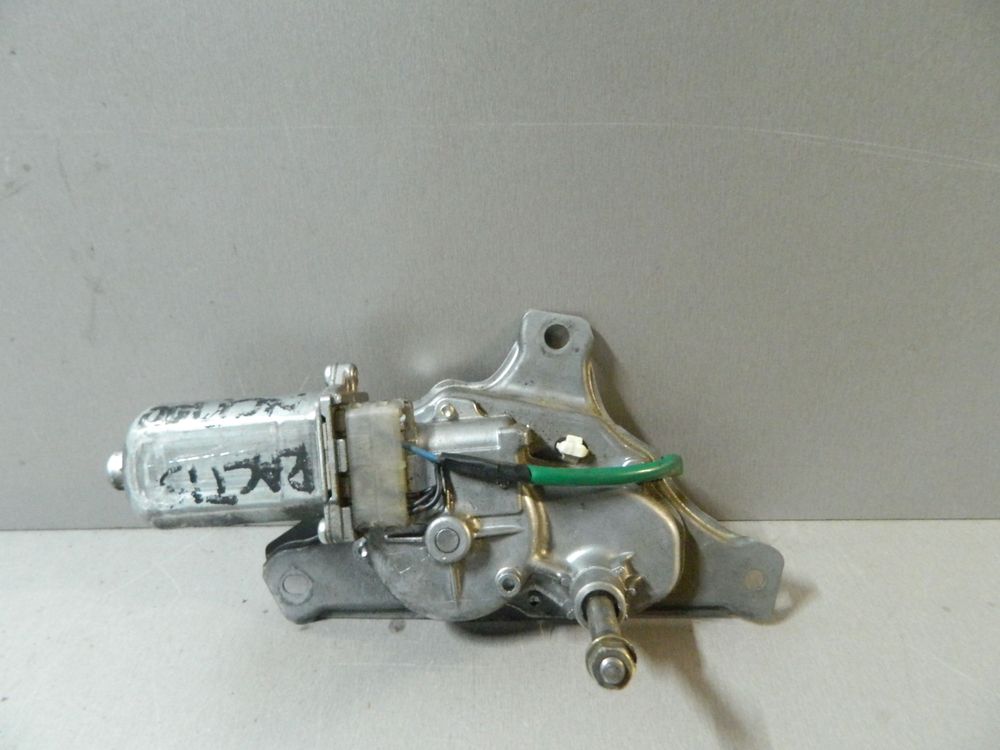 Мотор заднего дворника TOYOTA RACTIS NCP100 (Контрактный) 81528634