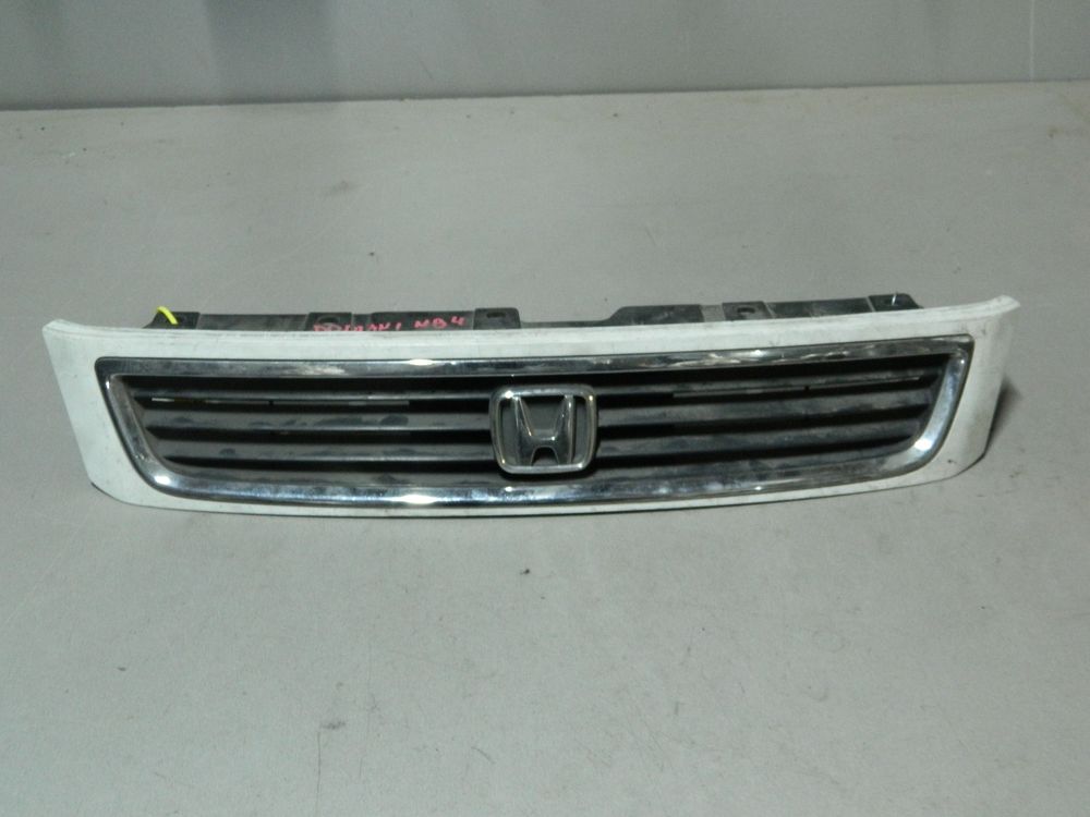 Решетка радиатора HONDA DOMANI MB4 (Контрактный) 79773026