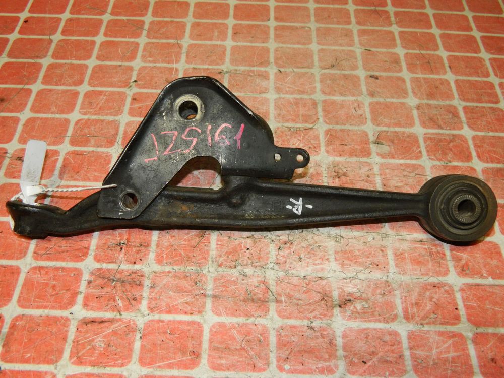 Рычаг подвески TOYOTA ARISTO JZS161 Перед Прав (Контрактный) 45984476