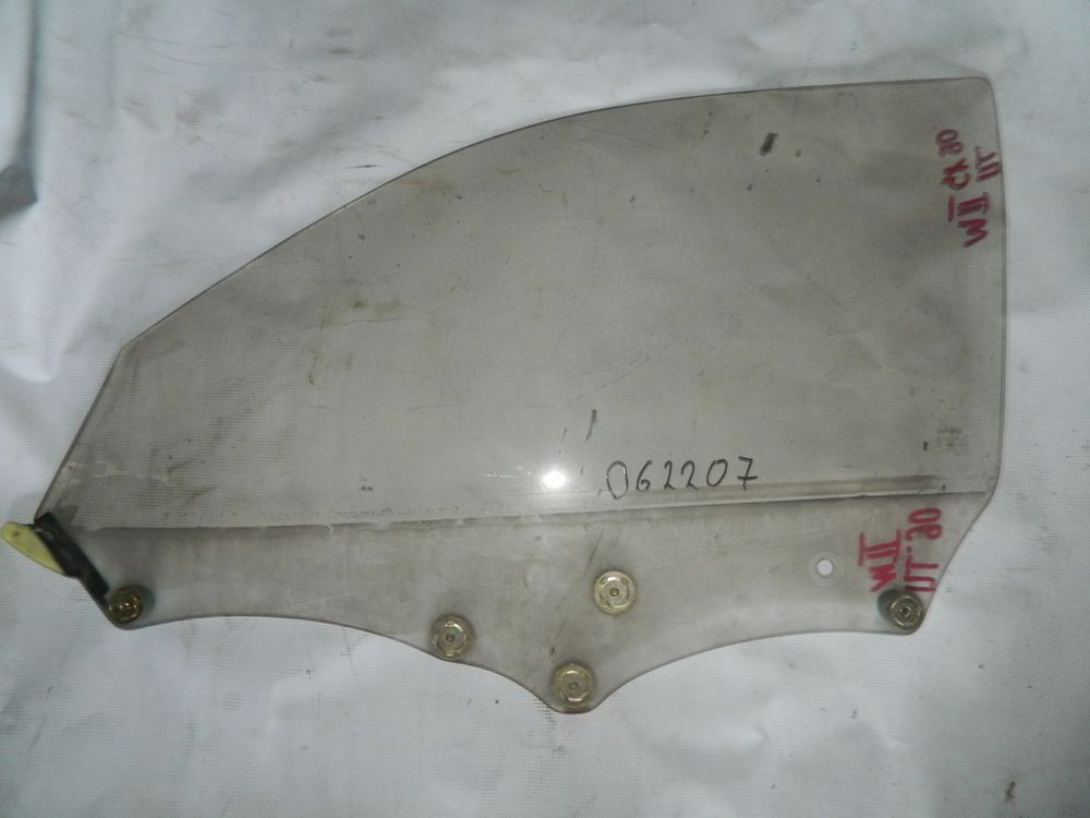 Стекло двери TOYOTA MARK II Перед. Лев (Контрактный) 062207