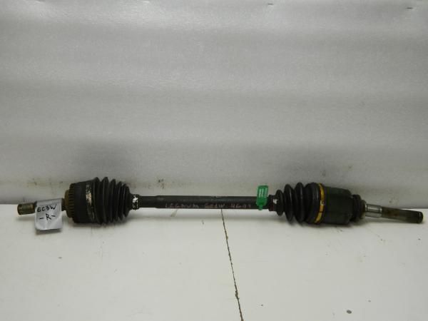Привод MITSUBISHI LEGNUM EC3W 4G93 Перед Прав (Контрактный) F0246884