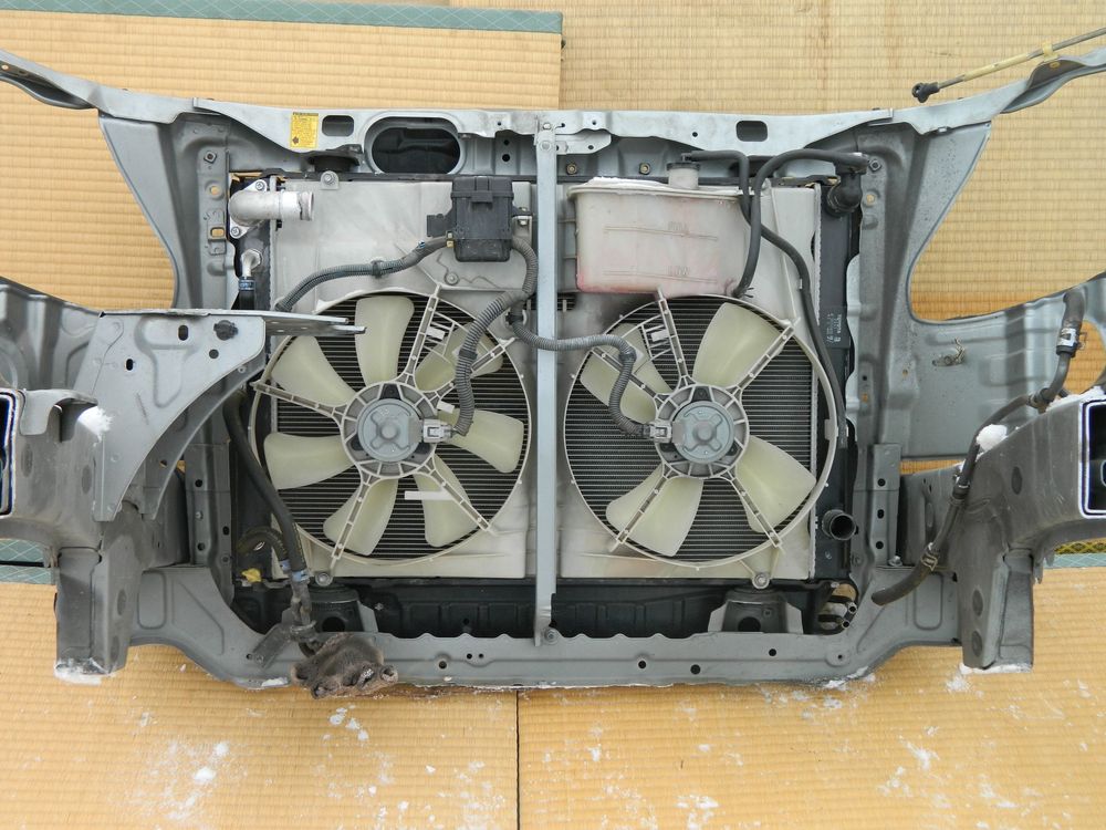 Диффузор радиатора TOYOTA ALPHARD ANH10 (Контрактный) 33795231
