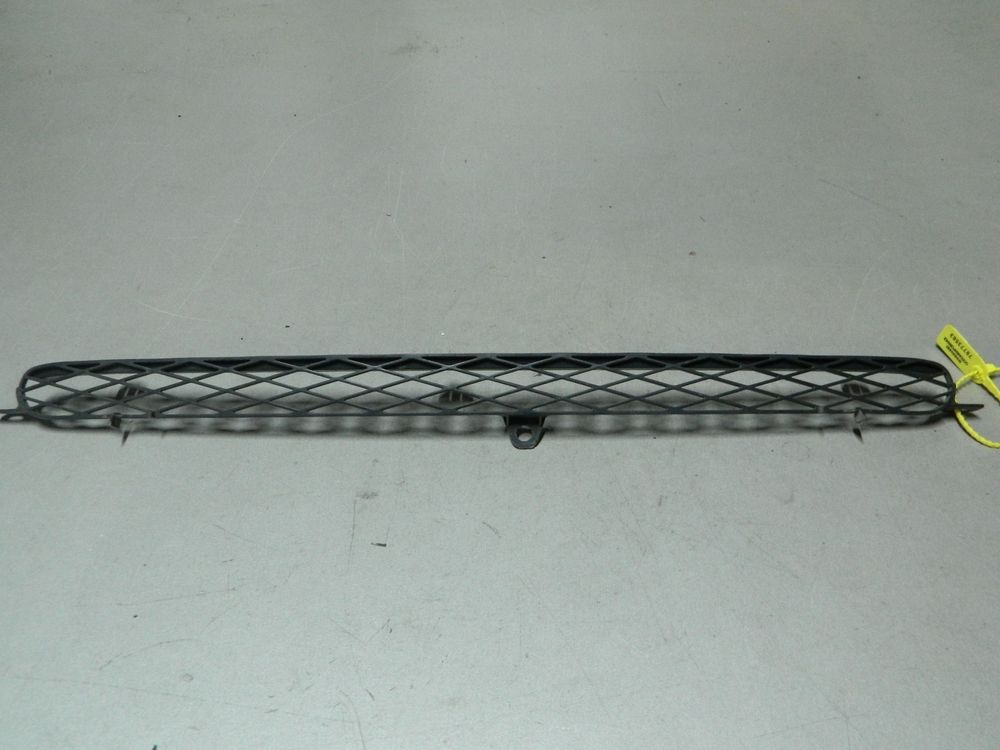 Решетка радиатора TOYOTA FUNCARGO NCP21 (Контрактный) 79773563