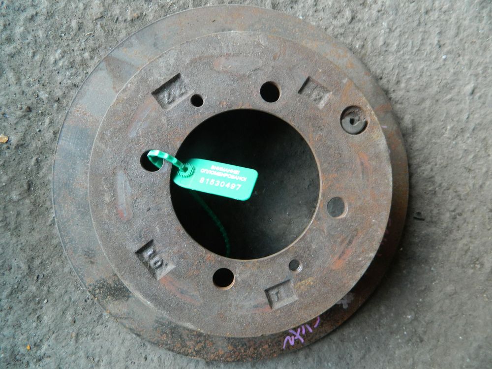 Диск тормозной MITSUBISHI GALANT EA1A Зад (Контрактный) 81530497
