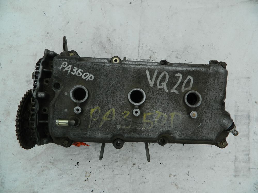 Головка блока цилиндров NISSAN VQ20DE Прав (Контрактный) 72367152