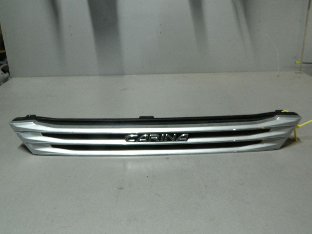 Решетка радиатора TOYOTA CARINA AT212 (Контрактный) 79773309