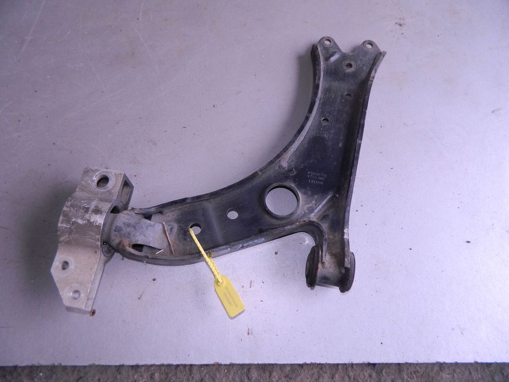 Рычаг подвески VOLKSWAGEN GOLF 5 1K5 Перед Прав (Контрактный) 94599961