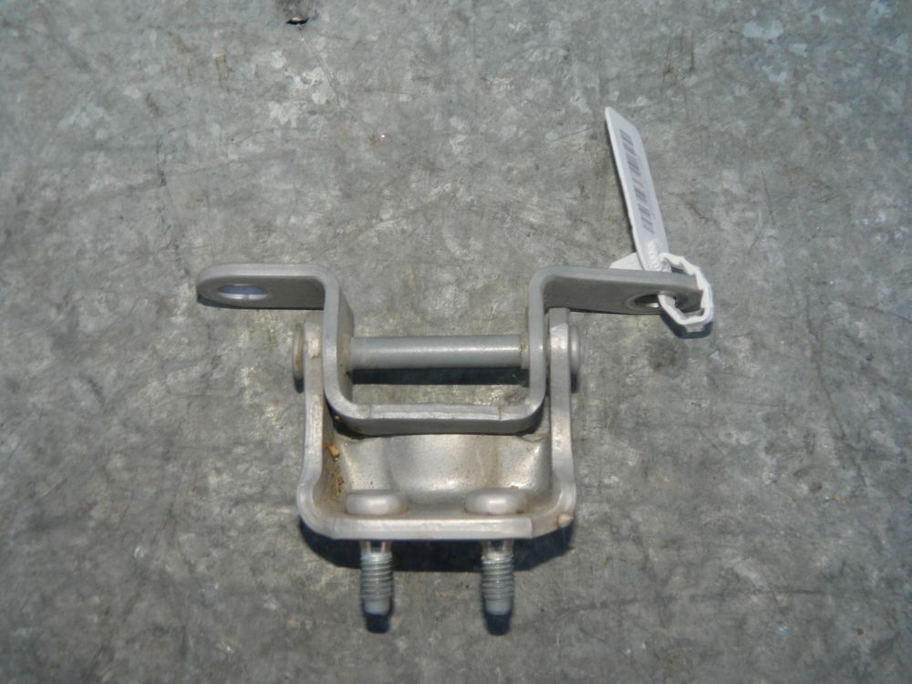Петля двери TOYOTA LAND CRUISER PRADO J90 Зад. Прав (Б/У) 45993799