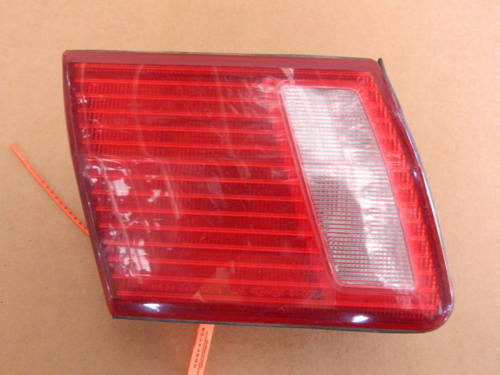 Фонарь MITSUBISHI DIAMANTE F31A Зад Лев (Контрактный) 65243698