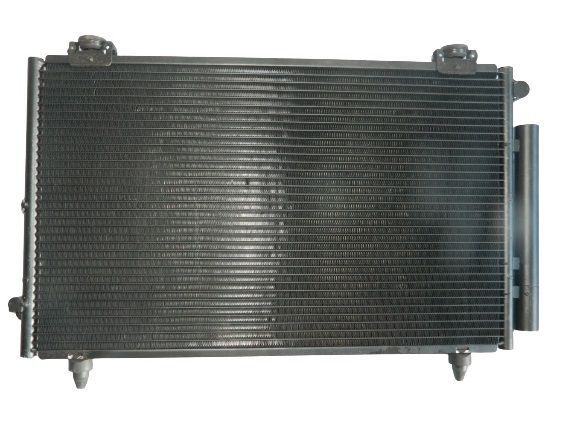 Радиатор кондиционера SAT STTY283940 TOYOTA