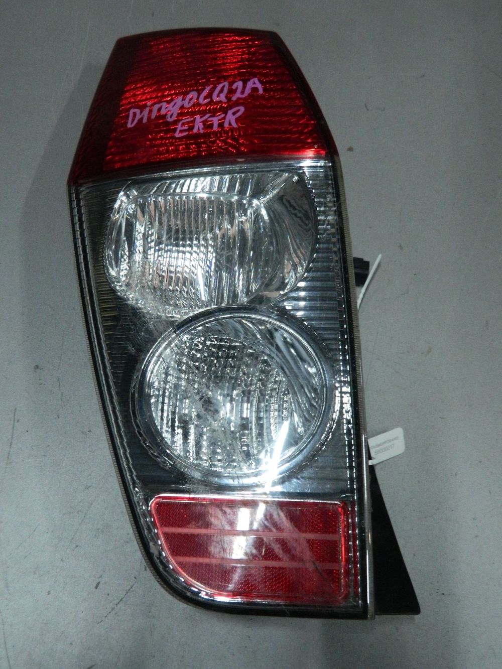Фонарь MITSUBISHI DINGO CQ2A Зад Лев 1745 (Контрактный) 68000217