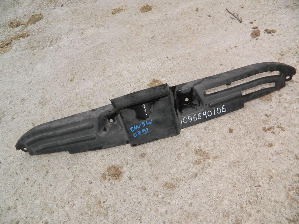 Накладка замка капота MITSUBISHI OUTLANDER CW5W (Контрактный) 1096640106