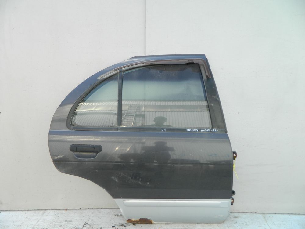 Дверь NISSAN PULSAR HNN15 Зад Прав (Контрактный) 40951290