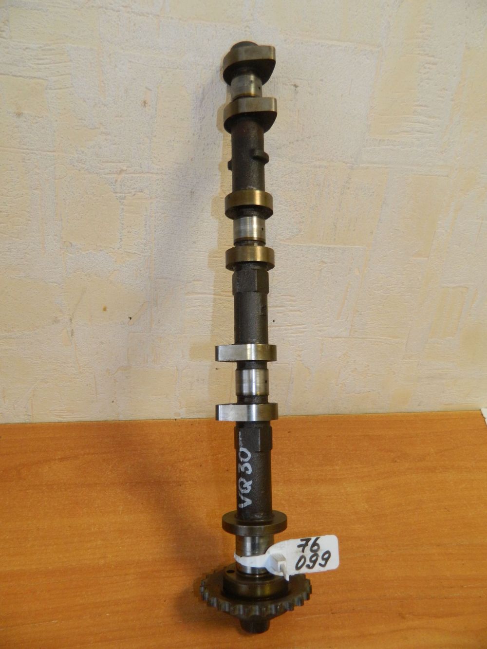 Распредвал NISSAN VQ30DE (Б/У) 76099