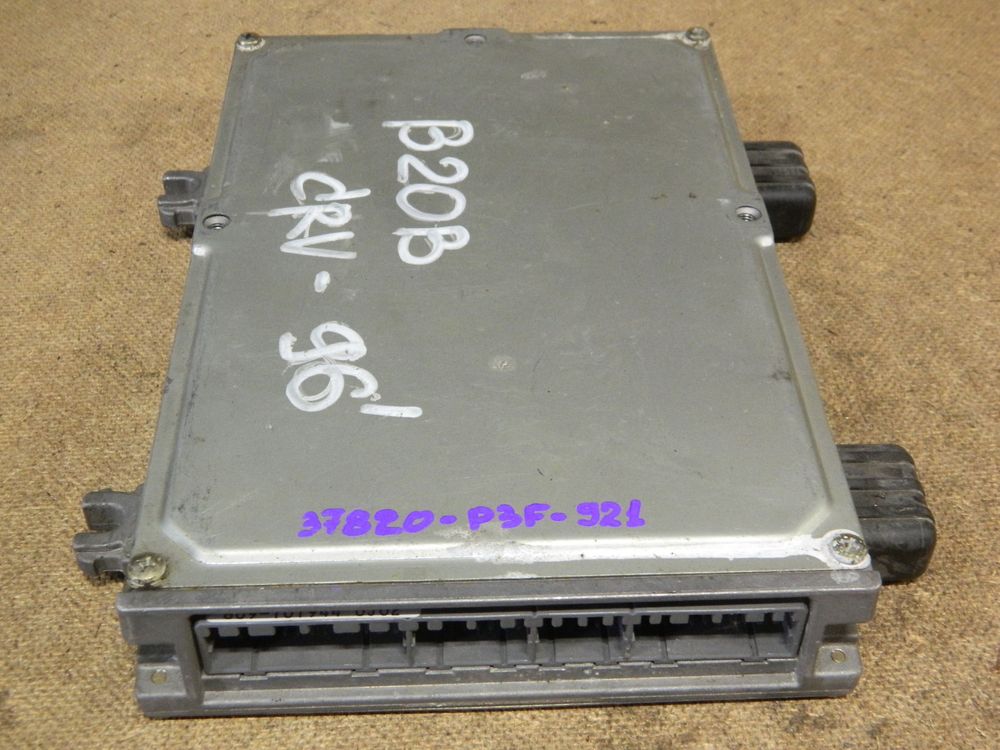 Блок управления ДВС HONDA CR-V B20B (Контрактный) 79590567