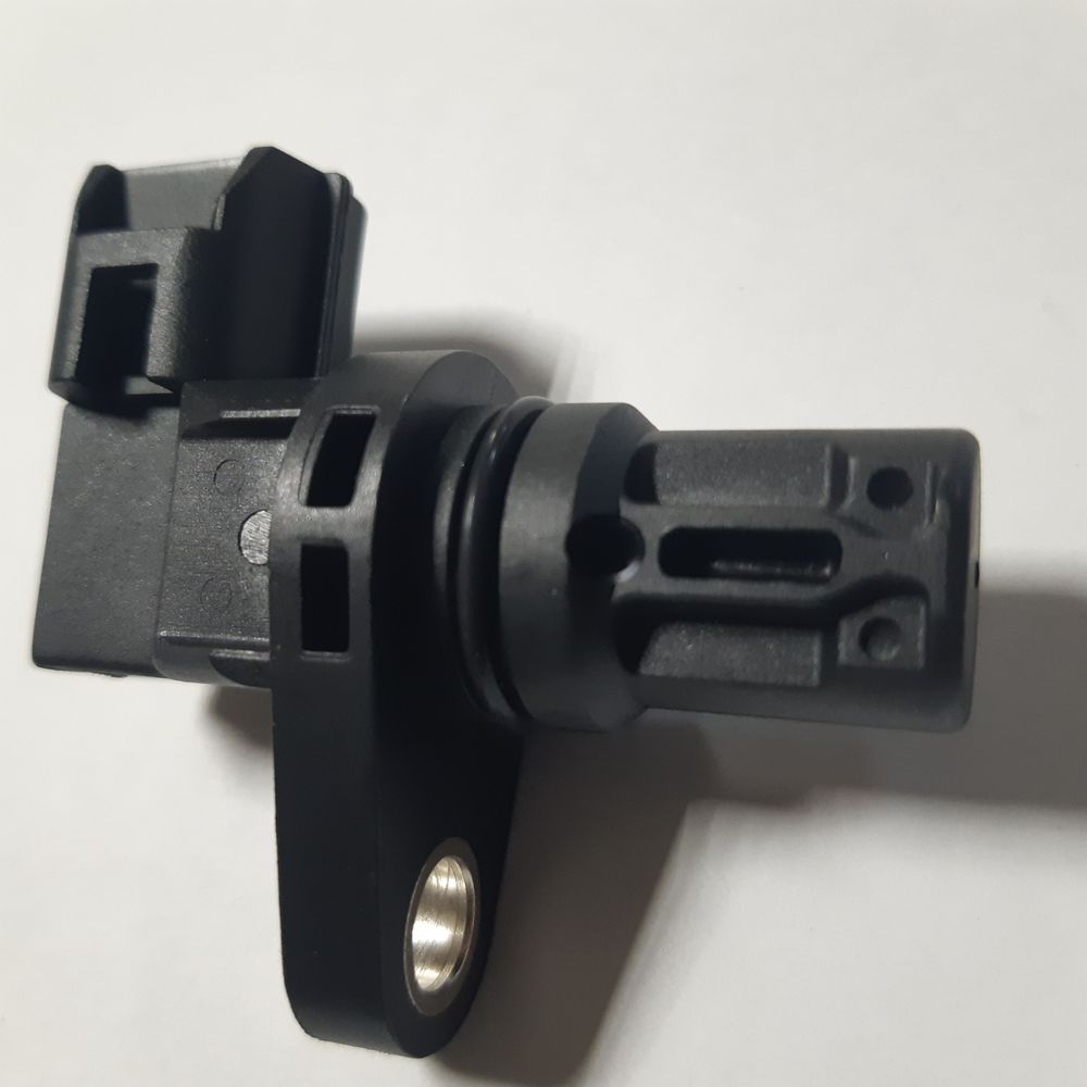 Датчик положения распредвала GENERAL PARTS ZJ0118230