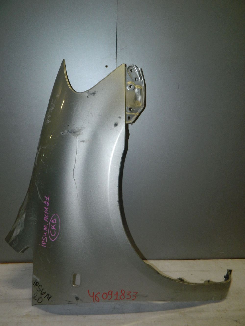 Крыло TOYOTA IPSUM ACM21 Перед Прав (Контрактный) 46091833