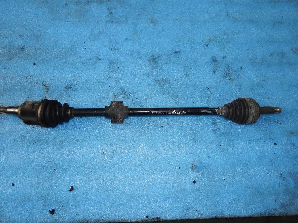 Привод TOYOTA PLATZ NCP12 Перед Прав (Контрактный) 28603606