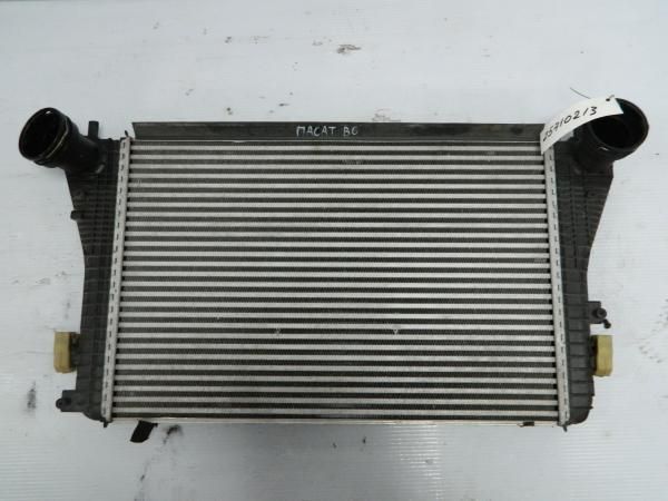 Интеркулер VOLKSWAGEN Passat B6 3C2 (Контрактный)