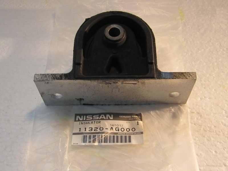 Подушка кпп NISSAN 11320AG000