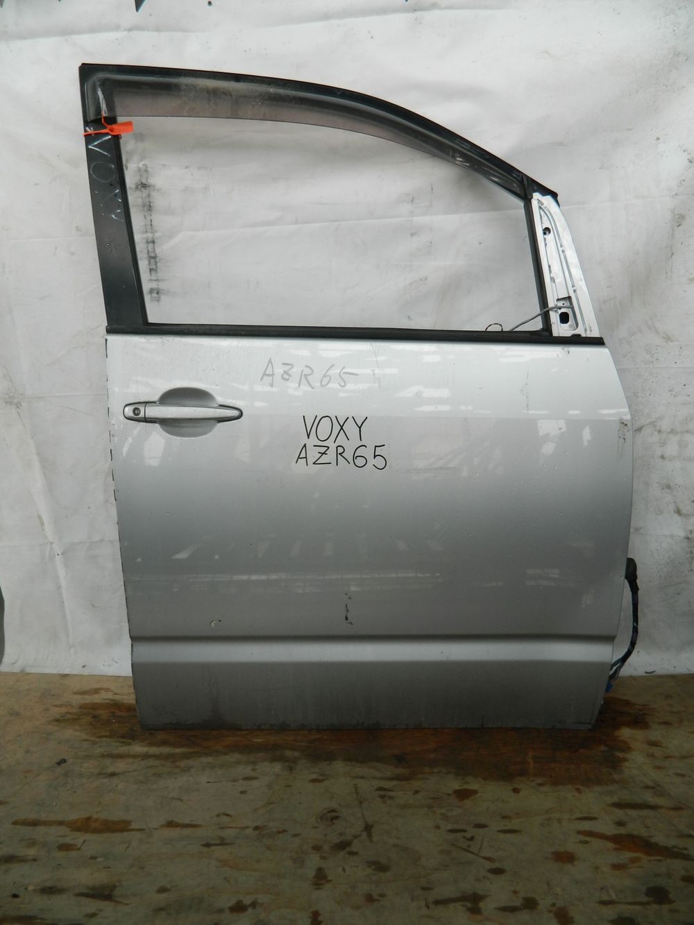 Дверь TOYOTA VOXY AZR65 Перед Прав (Контрактный) 72355861