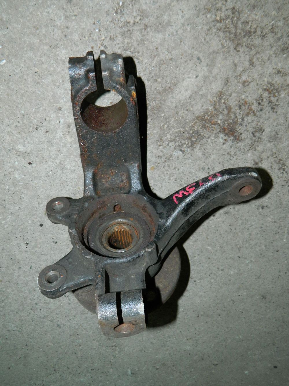 Ступица MAZDA DEMIO DY3W Перед Прав (Контрактный) 79591001