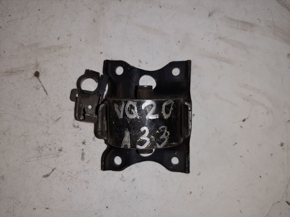 Подушка кпп NISSAN 112202Y100 K1 NISSAN CEFIRO A33 VQ20DE Лев (Контрактный)