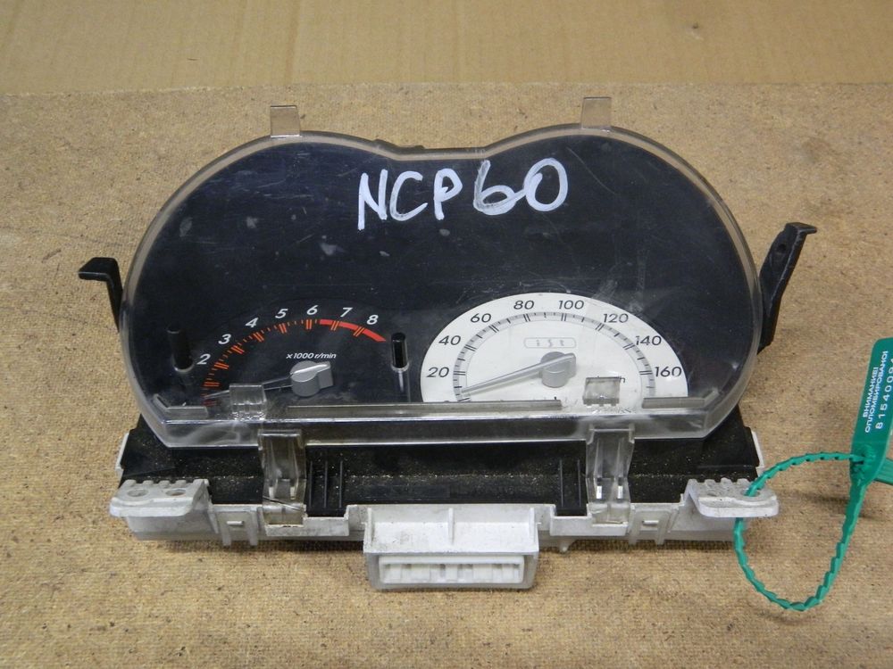 Панель приборов TOYOTA IST NCP60 (Контрактный) 81540094