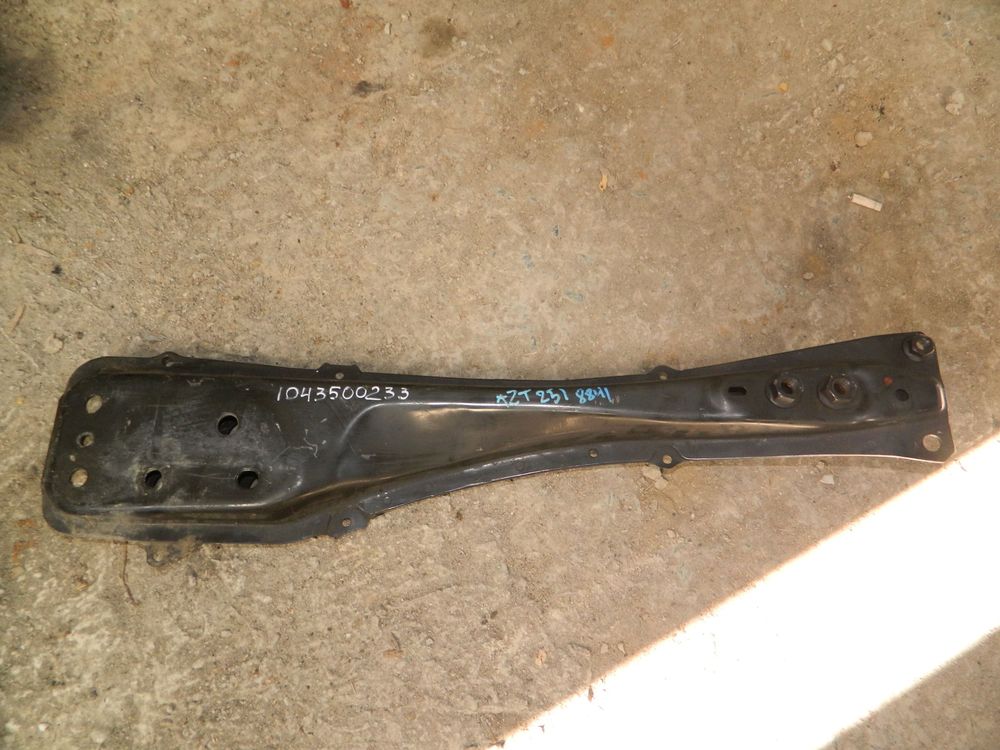 Балка продольная TOYOTA AVENSIS AZT251 (Контрактный) 1043500233