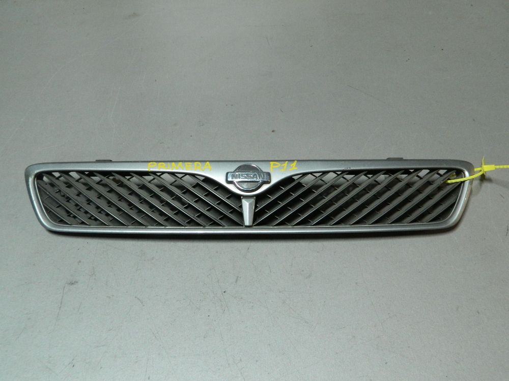 Решетка радиатора NISSAN PRIMERA P11 (Контрактный) 79773218