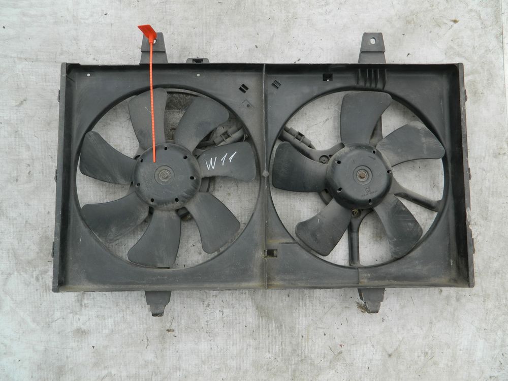 Диффузор радиатора NISSAN AVENIR W11 (Контрактный) 72367815