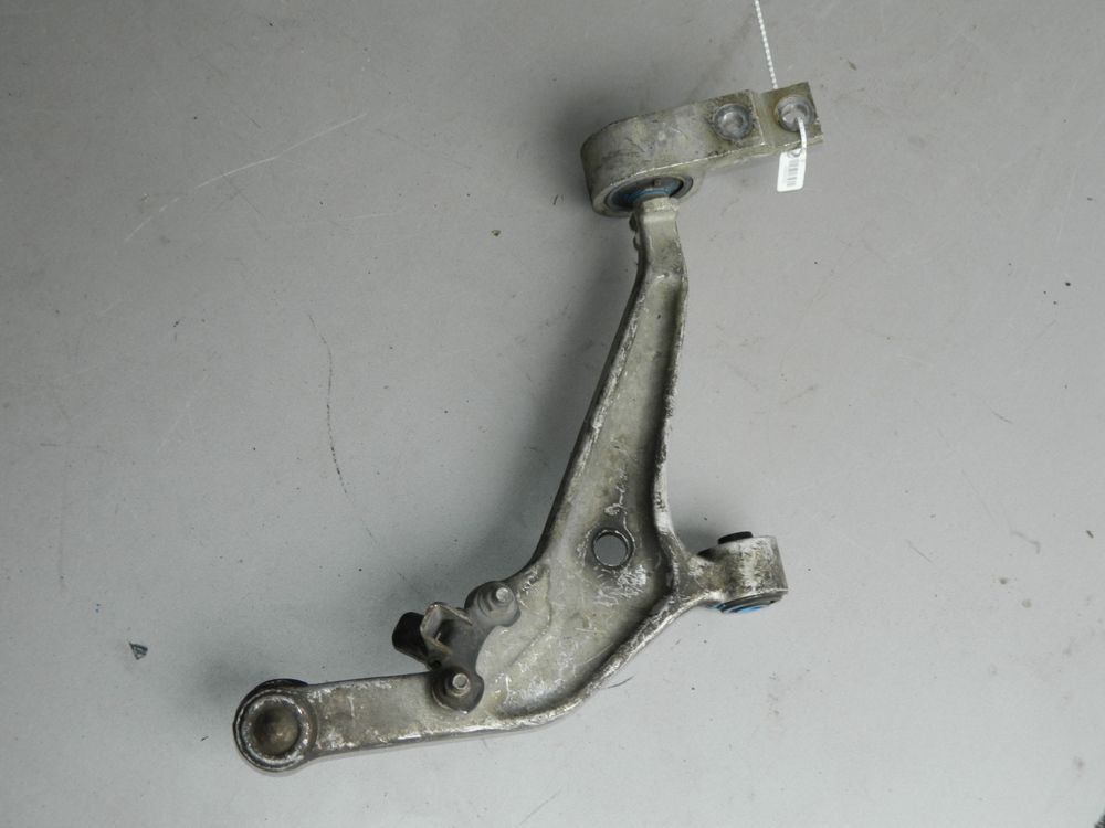 Рычаг NISSAN X-TRAIL T30 Перед. Лев. (Контрактный) 45993268