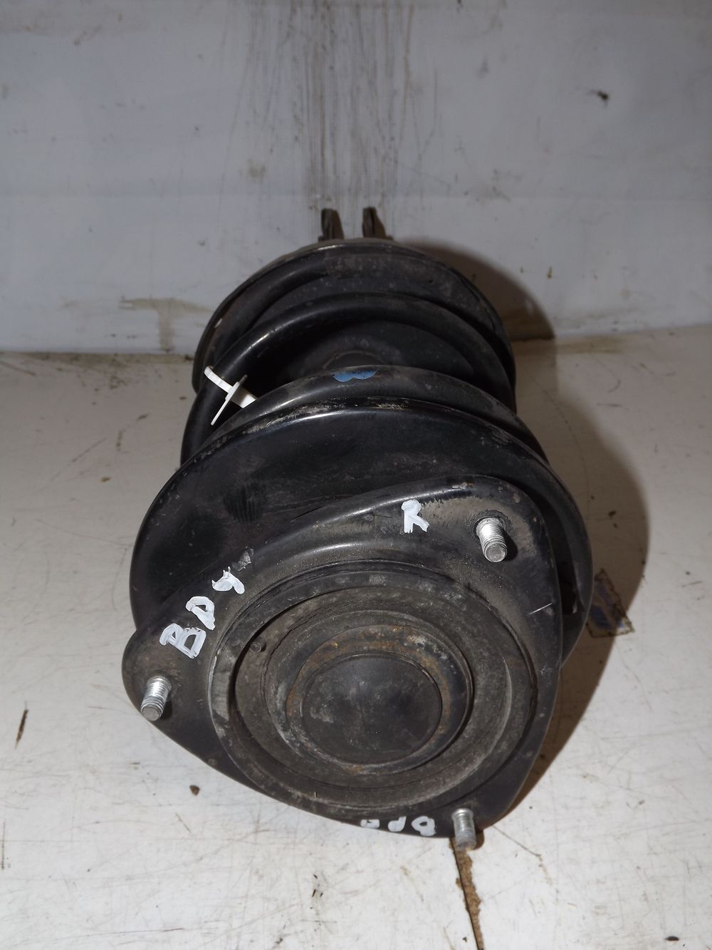 Стойка подвески SUBARU LEGACY BP5 Перед Лев (Контрактный) 35023368