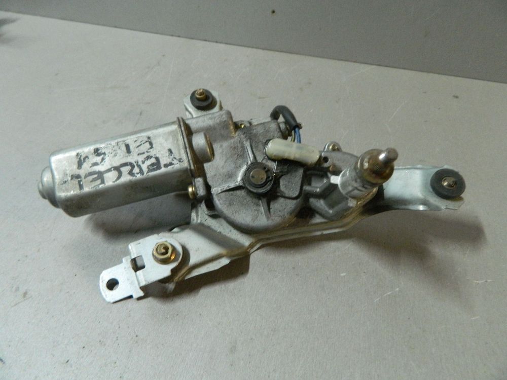Мотор заднего дворника TOYOTA TERCEL EL51 (Контрактный) 81528772