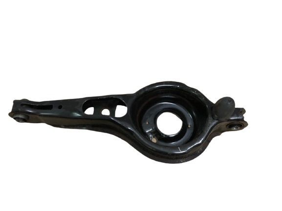 Рычаг подвески FORD 4M515K652AD FORD Focus II