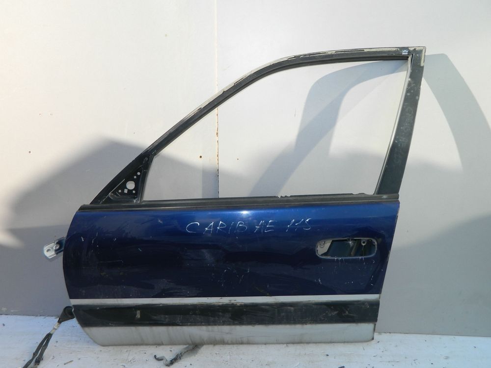 Дверь TOYOTA CARIB AE115 Перед Лев (Контрактный) 40951957