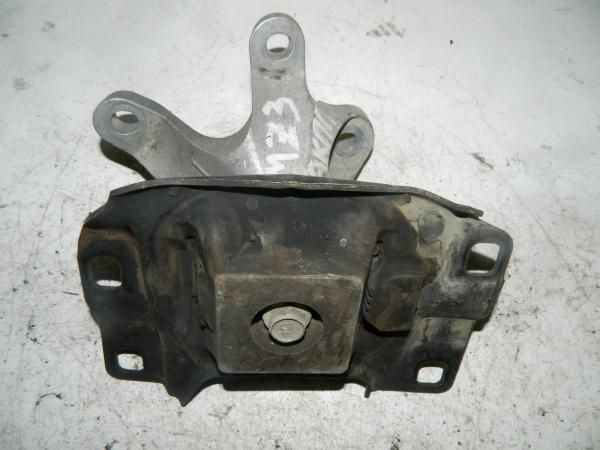 Подушка двигателя MAZDA 3 BK Лев (Контрактный) 916246