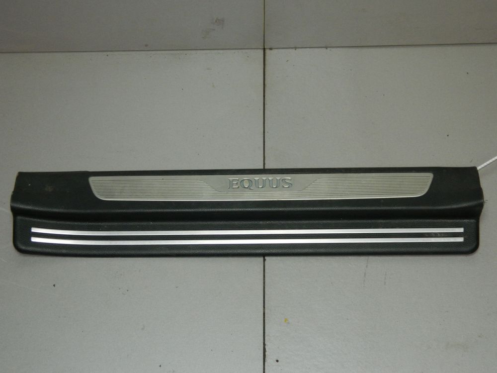 Накладка порога HYUNDAI EQUUS VI G6DA 2013-2015 Перед Прав (Б/У) 35017526