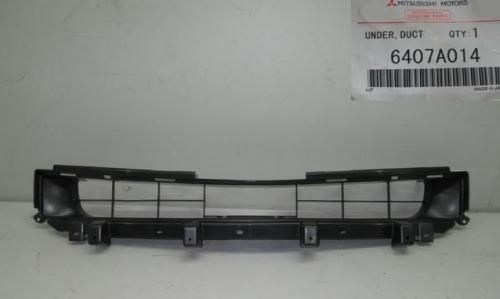 Решетка бампера MITSUBISHI 6407A014 центральная