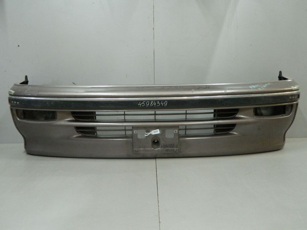 Бампер передний TOYOTA HIACE LH106 (Контрактный) 45984349