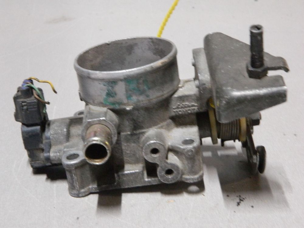 Дроссельная заслонка TOYOTA 1ZZFE (Контрактный) 79780477