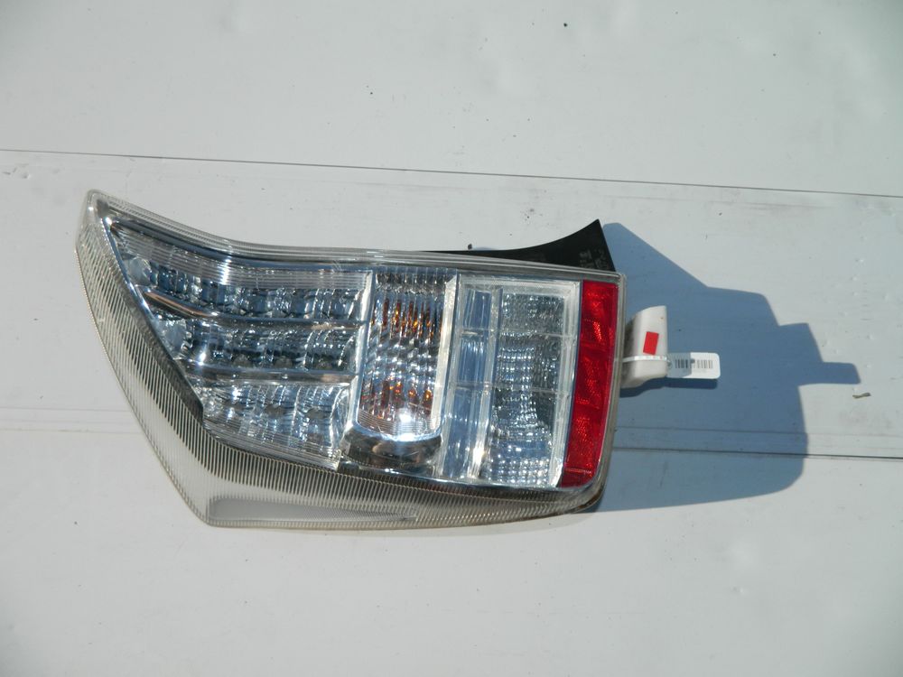 Фонарь TOYOTA PRIUS ZVW30 Зад Лев (Контрактный) 45980016