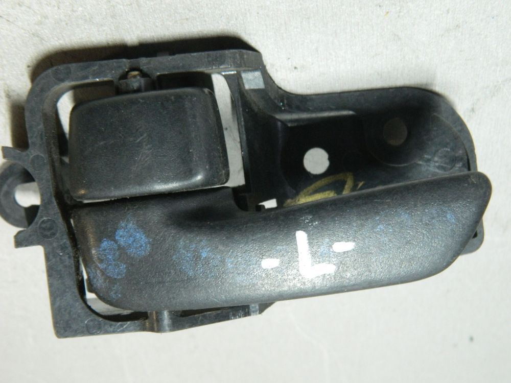 Ручка двери внутренняя TOYOTA CORONA AT190 Лев (Контрактный) 81528303