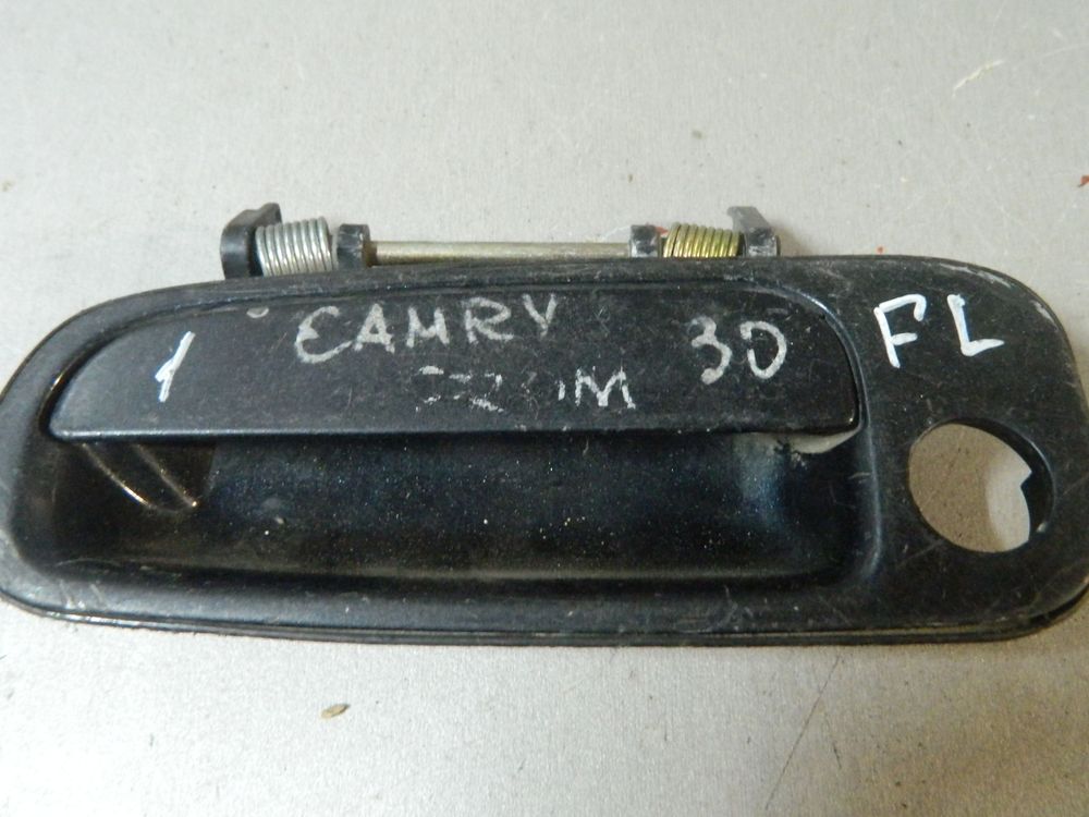 Ручка двери наружная TOYOTA VISTA SV30 Перед Лев (Контрактный) 81528574