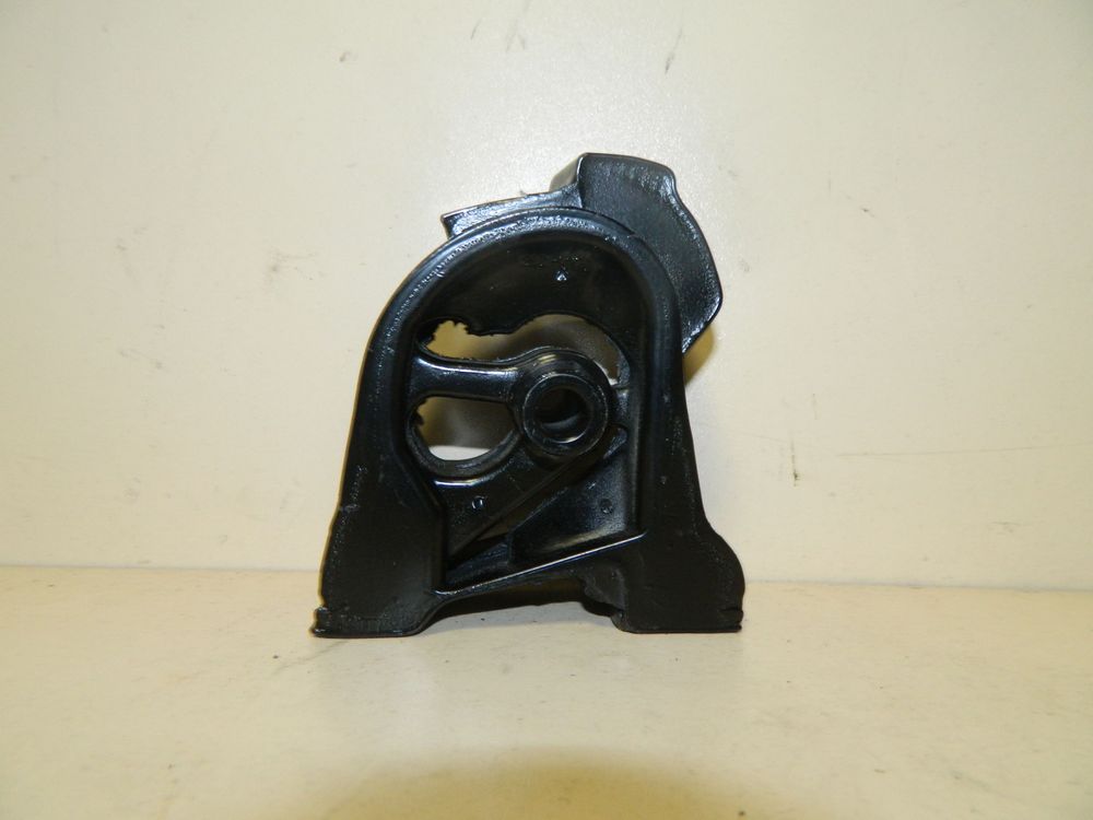 Подушка двигателя GENERAL PARTS 1236115181 COROLLA AE100